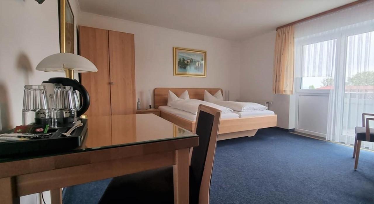 Hotel Seehalde Nonnenhorn Buitenkant foto